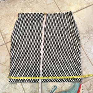 Ann Taylor LOFT Stretchy Mini Skirt Women's Size M